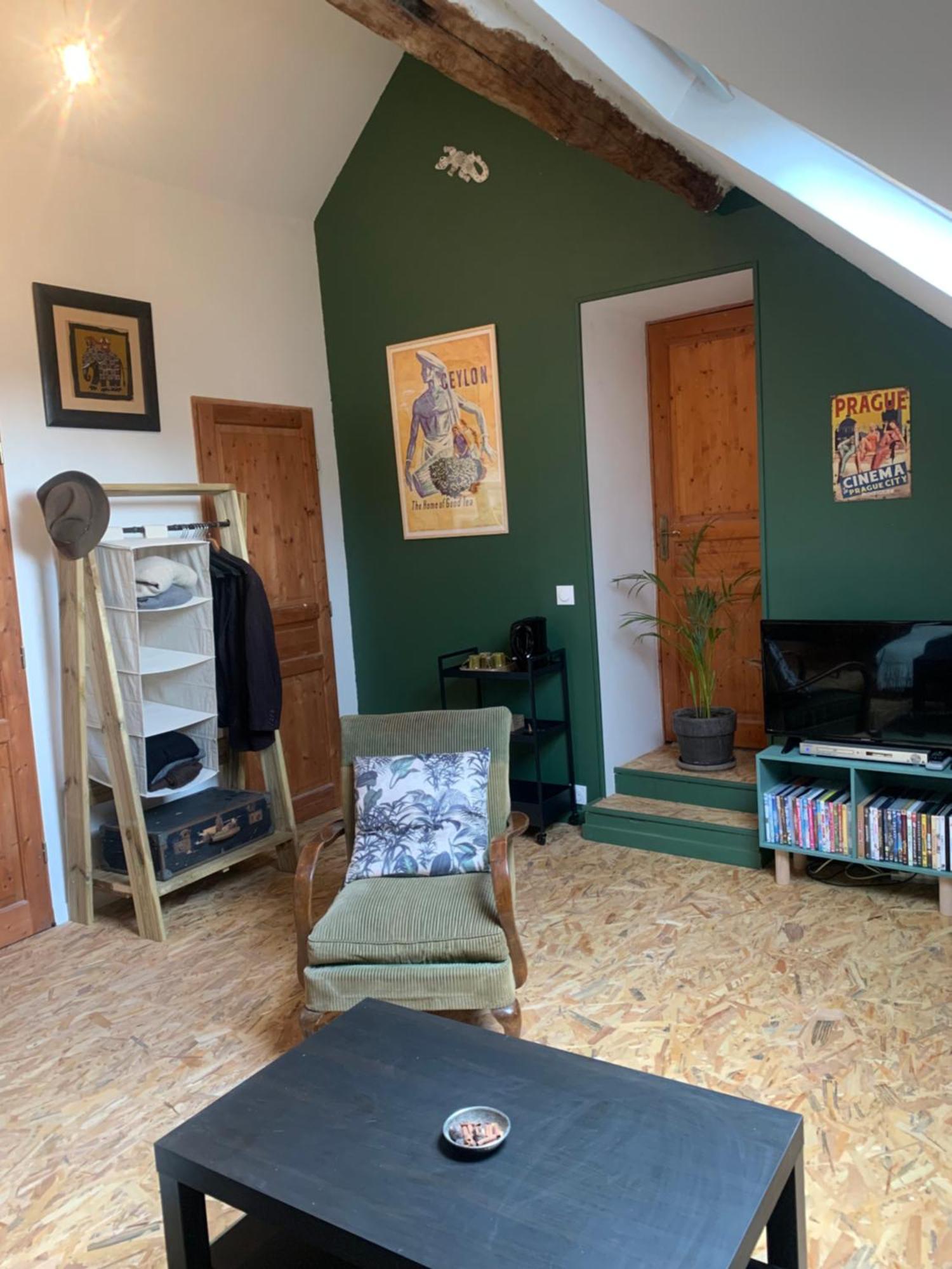 Au Joyeux Lureau Bed & Breakfast Touquin Exterior photo