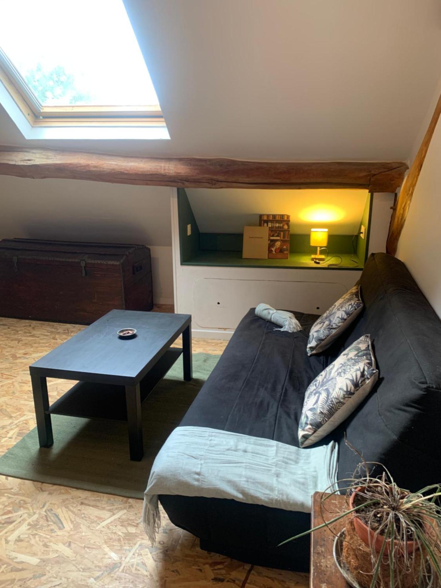 Au Joyeux Lureau Bed & Breakfast Touquin Exterior photo